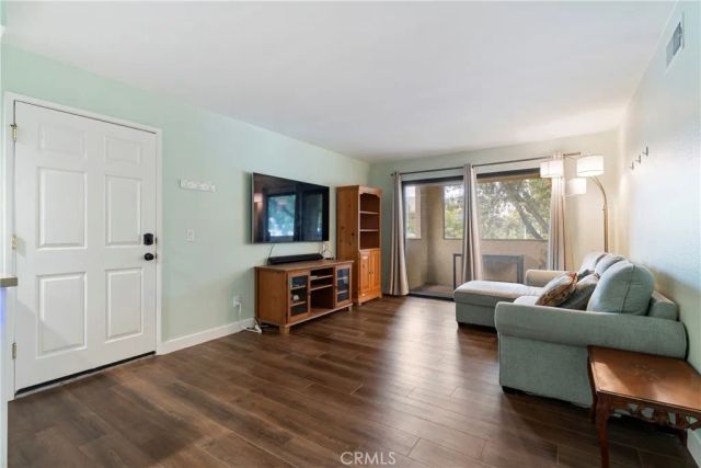 1114 W Blaine 204, Riverside, CA 92507
