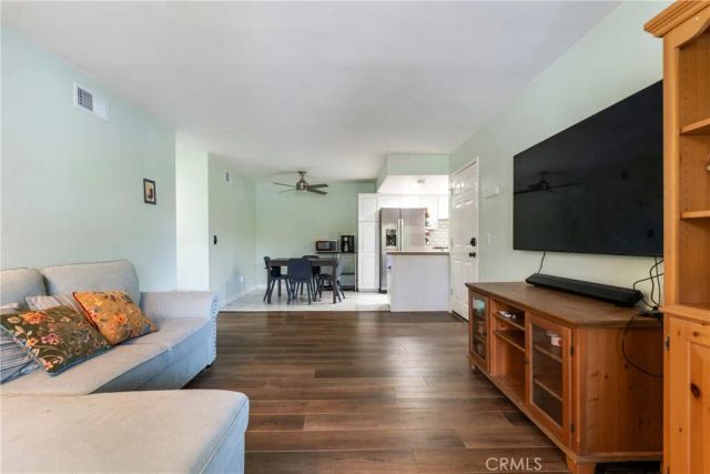 1114 W Blaine 204, Riverside, CA 92507
