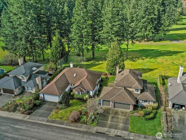 25719 Lake Wilderness Country Club Drive SE, Maple Valley, WA 98038