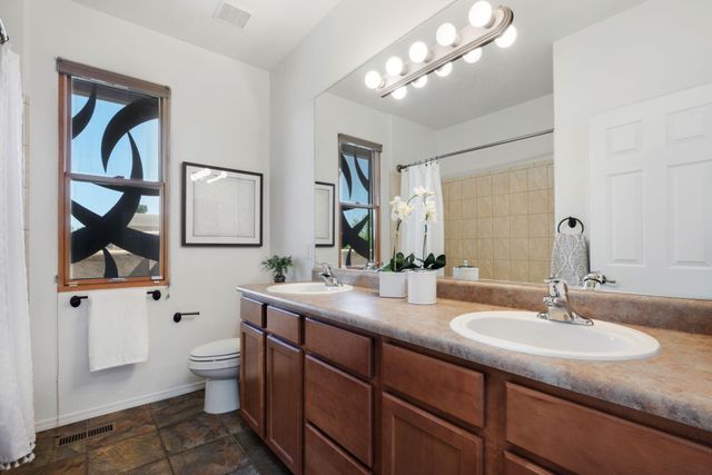 3710 Ridge Pointe Loop NE, Albuquerque, NM 87111