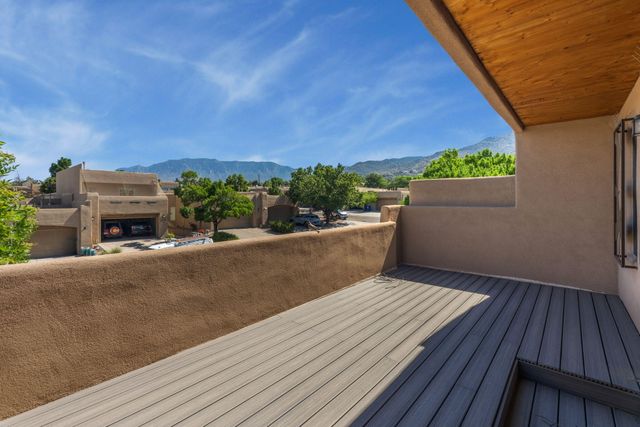 3710 Ridge Pointe Loop NE, Albuquerque, NM 87111