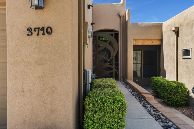 3710 Ridge Pointe Loop NE, Albuquerque, NM 87111
