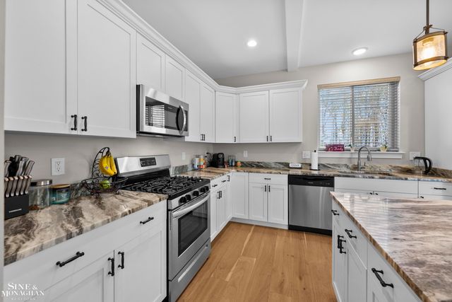 50490 Oakbrooke Drive, Chesterfield Twp, MI 48047