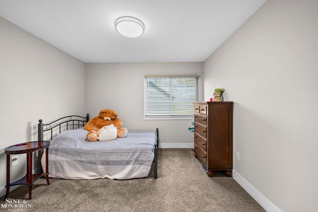 50490 Oakbrooke Drive, Chesterfield Twp, MI 48047