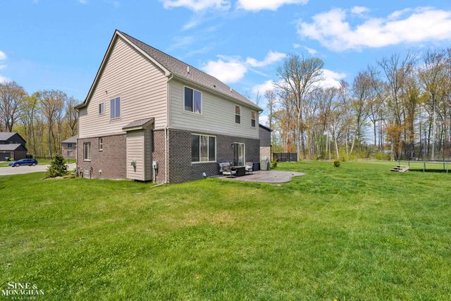50490 Oakbrooke Drive, Chesterfield Twp, MI 48047