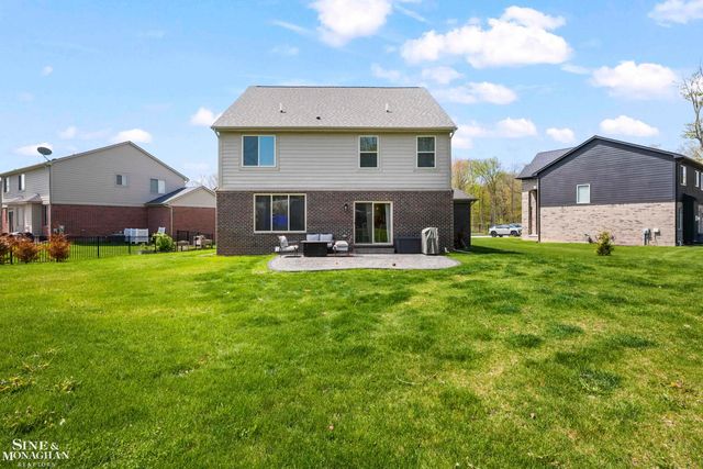 50490 Oakbrooke Drive, Chesterfield Twp, MI 48047