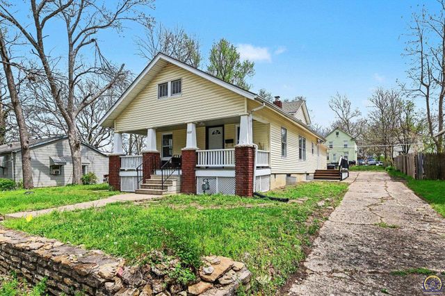 1022 SW Boswell AVE, Topeka, KS 66604