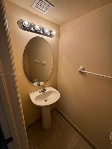 2819 SE 1st Dr 5, Homestead, FL 33033