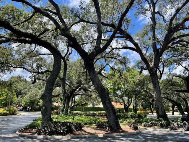 1831 Sabal Palm Dr 403, Davie, FL 33324