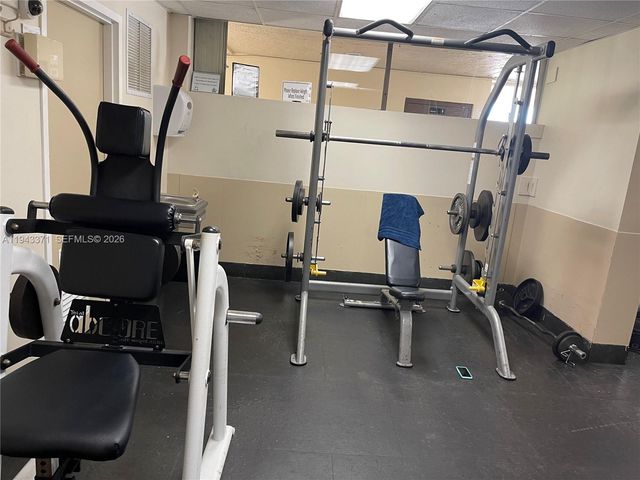 1831 Sabal Palm Dr 403, Davie, FL 33324