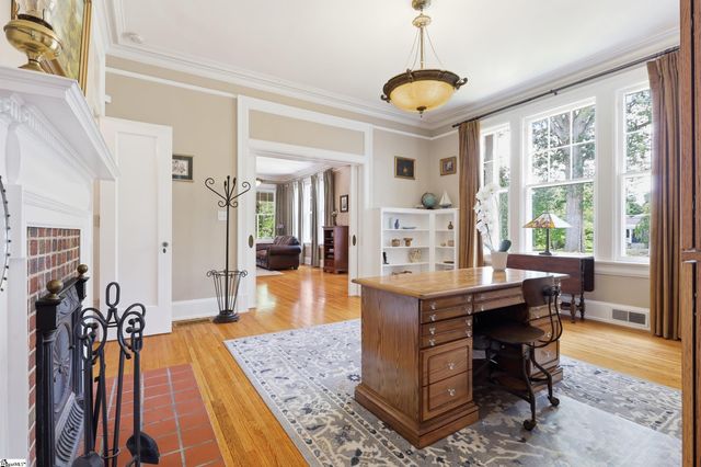 1007 E Calhoun Street, Anderson, SC 29621