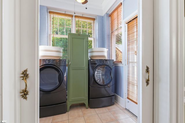 1007 E Calhoun Street, Anderson, SC 29621