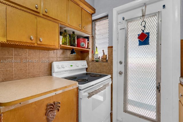 7840 Harding Ave 1, Miami Beach, FL 33141