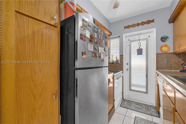 7840 Harding Ave 1, Miami Beach, FL 33141