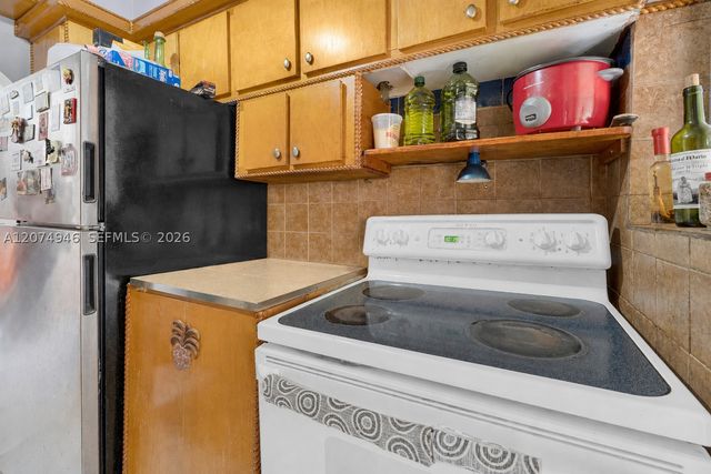 7840 Harding Ave 1, Miami Beach, FL 33141