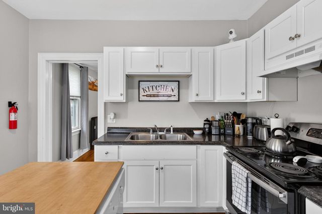 222 N FRANKLIN ST, Hanover, PA 17331