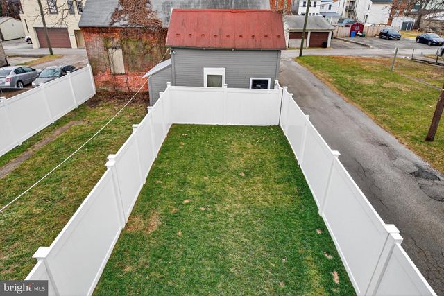 222 N FRANKLIN ST, Hanover, PA 17331