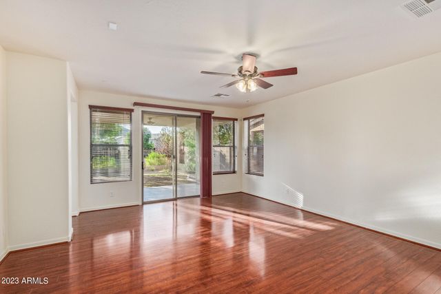 26212 N 54TH Avenue, Phoenix, AZ 85083