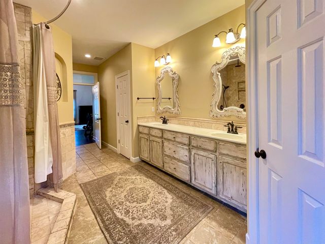 2490 BROTHERWOOD CV, Collierville, TN 38017