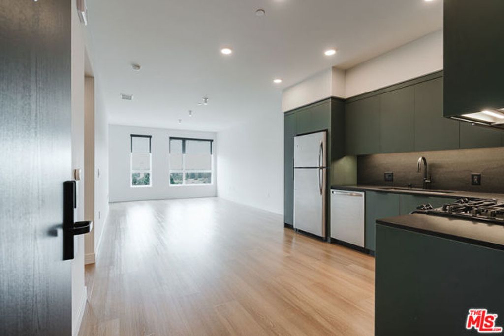 10601 Washington Boulevard 722, Culver City, CA 90232