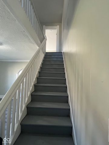 2105 Central Avenue, Anderson, IN 46016