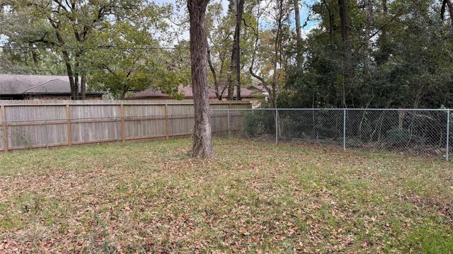 24710 Hunters Hollow Drive, Spring, TX 77380