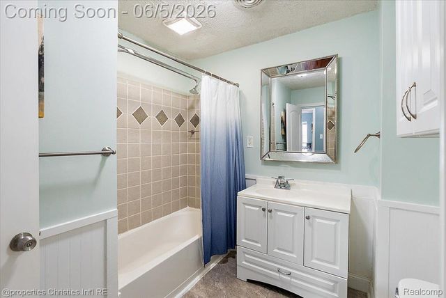 2715 Inman Street, Ferndale, MI 48220