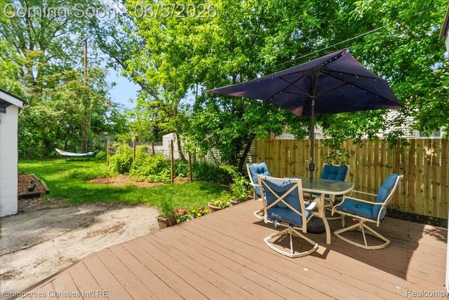 2715 Inman Street, Ferndale, MI 48220