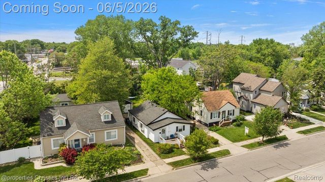 2715 Inman Street, Ferndale, MI 48220