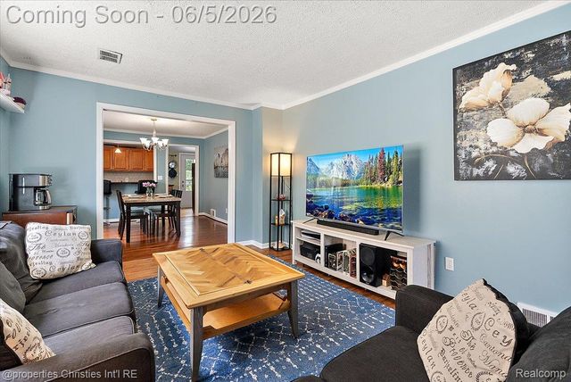 2715 Inman Street, Ferndale, MI 48220