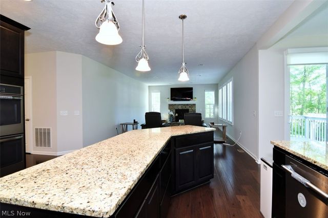 10442 Florida Street, Reminderville, OH 44202