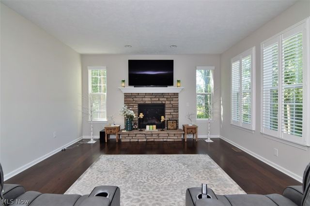 10442 Florida Street, Reminderville, OH 44202