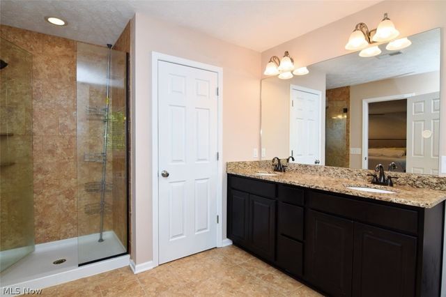 10442 Florida Street, Reminderville, OH 44202