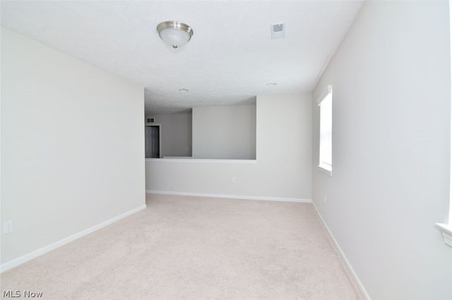 10442 Florida Street, Reminderville, OH 44202