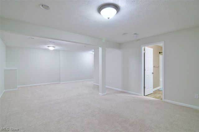 10442 Florida Street, Reminderville, OH 44202