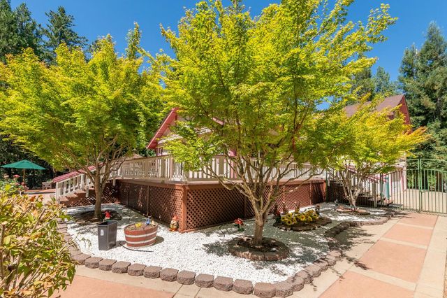 25985 Forest Knoll Ct, Pioneer, CA 95666