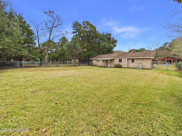 308 Eastland Drive, Lafayette, LA 70503