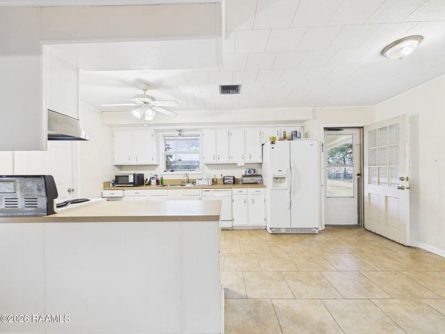 308 Eastland Drive, Lafayette, LA 70503