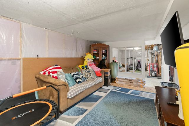 1819 Huntington Road, Richmond, VT 05477