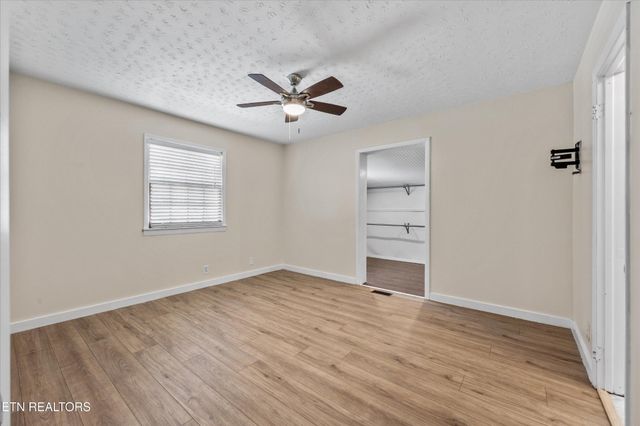 4621 Royalview Rd, Knoxville, TN 37921