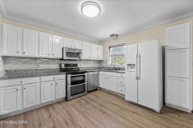 4621 Royalview Rd, Knoxville, TN 37921