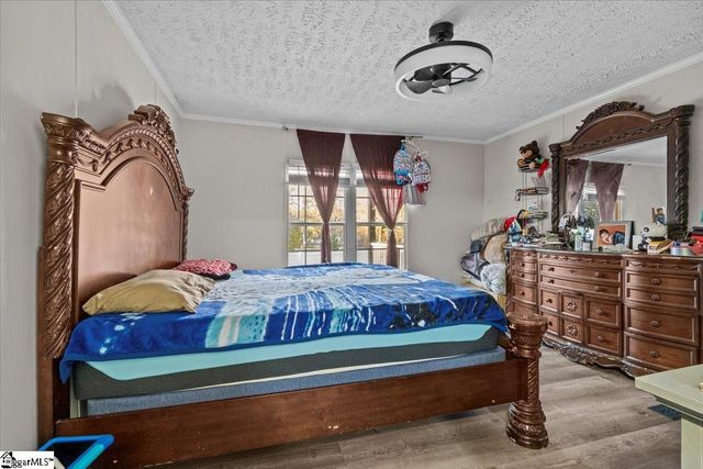 219 Shady Acres Circle, Greenville, SC 29611