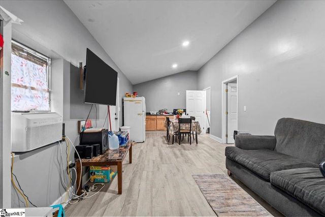 219 Shady Acres Circle, Greenville, SC 29611