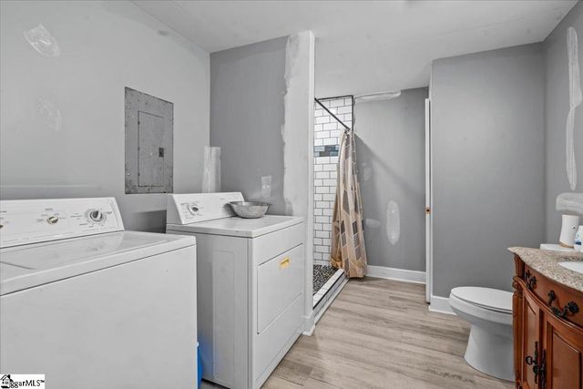 219 Shady Acres Circle, Greenville, SC 29611