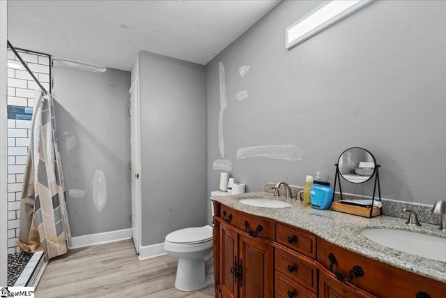 219 Shady Acres Circle, Greenville, SC 29611