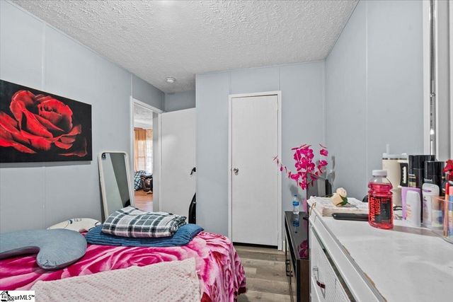 219 Shady Acres Circle, Greenville, SC 29611