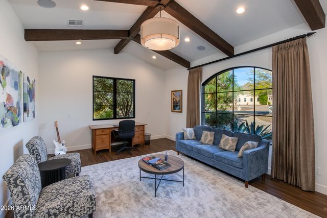 4529 E MADEROS DEL CUENTA Drive, Paradise Valley, AZ 85253