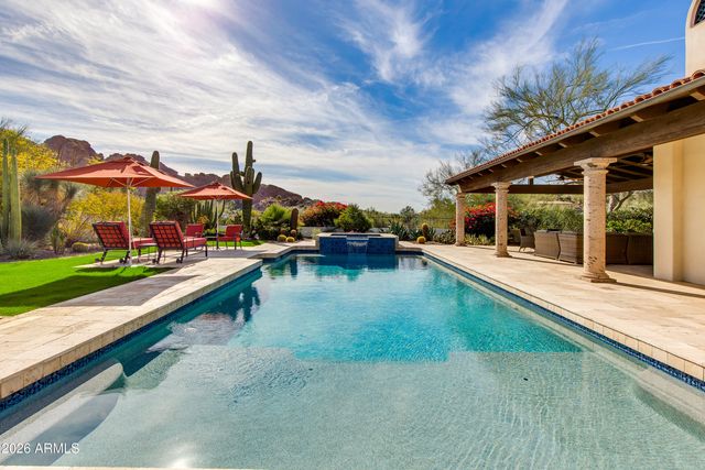 4529 E MADEROS DEL CUENTA Drive, Paradise Valley, AZ 85253