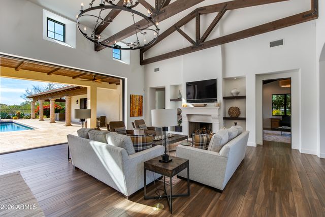 4529 E MADEROS DEL CUENTA Drive, Paradise Valley, AZ 85253