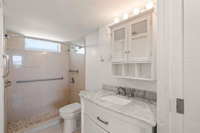 2861 Leonard Dr F311, Aventura, FL 33160